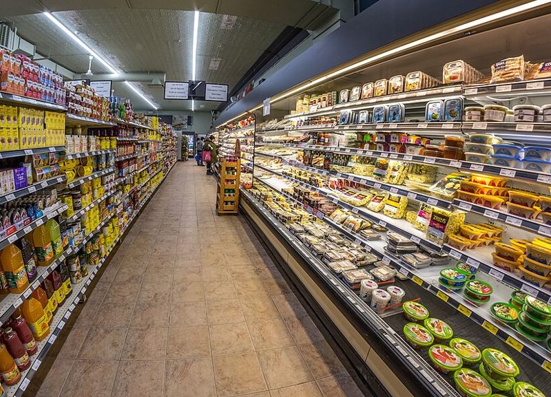 Retail Stores & E-commerce